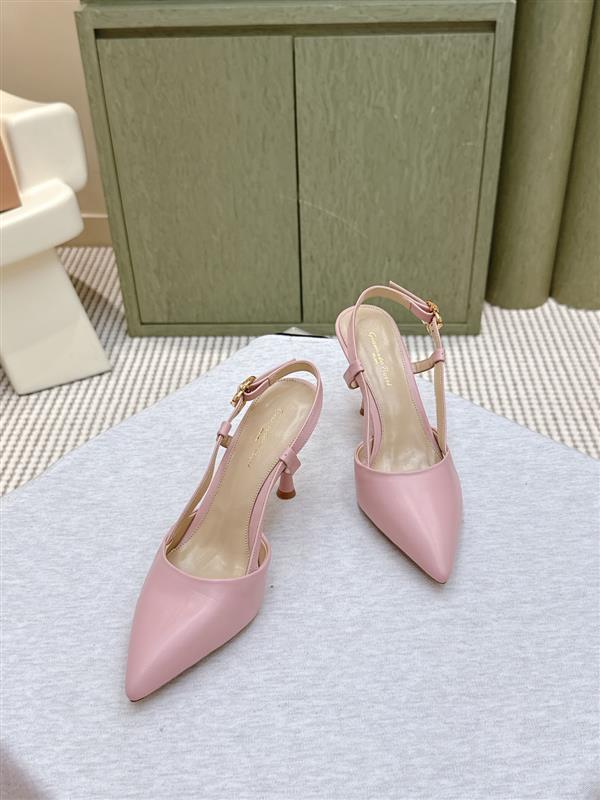 2025112810123288 300